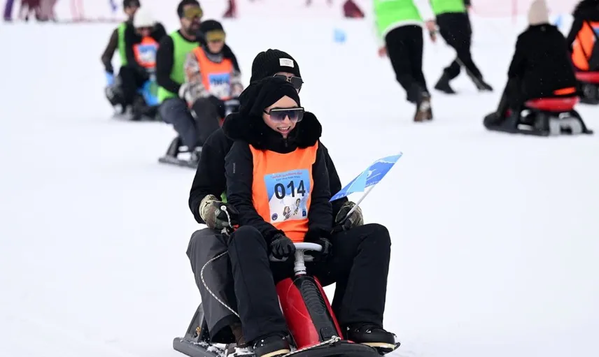 Erciyes'te 10. Eşler Arası Kızak Yarışması