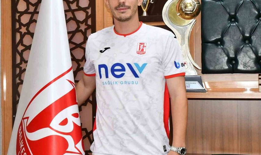 Erdoğan Kaya, Balıkesirspor’da 2 yıllık sözleşme imzaladı