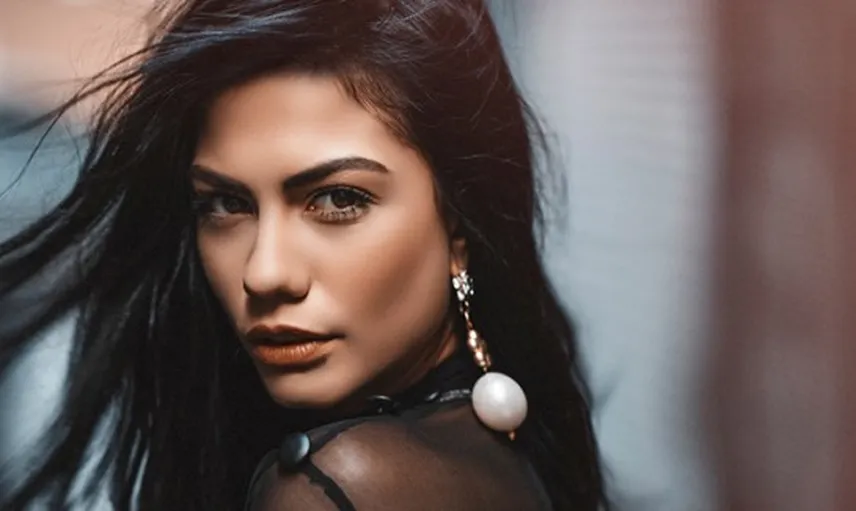 Erkenci Kuş'un Sanem'i Demet Özdemir Evleniyor!