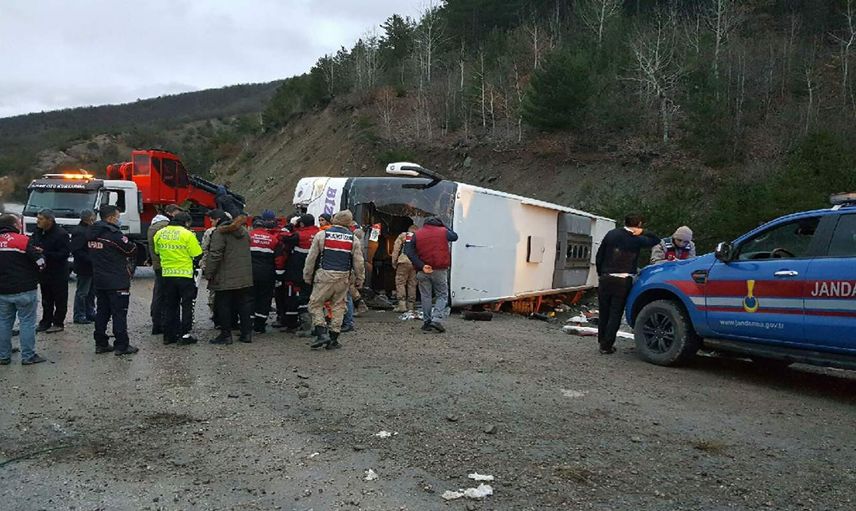 Erzincan ve Yozgat’ta katliam gibi kazalar: Çok sayıda ölü ve yaralı var