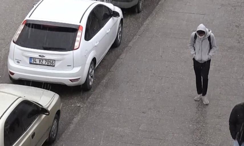 Erzincan'a Dolu ve Sağanak Hayatı Zorlaştırdı