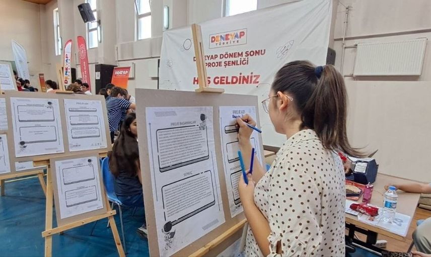 Erzincan'da bilim ve teknoloji rüzgârı: 28 proje jüri karşısına çıktı