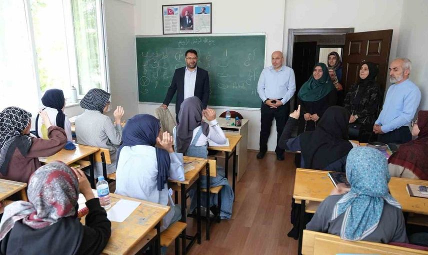 Erzincan'da ilk kez yatılı yaz Kur’an kursu uygulaması başladı