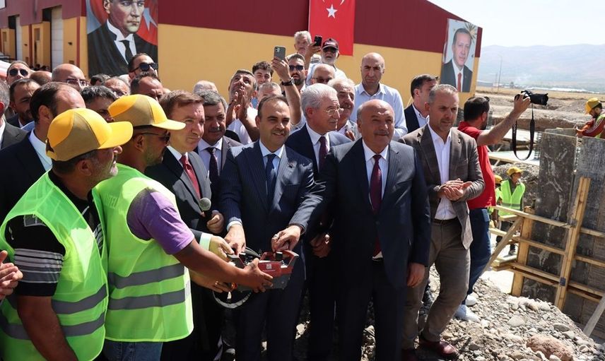 Erzincan'da Temel Atma Töreni: Türkiye Ekonomisinde İstikrar Vurgusu