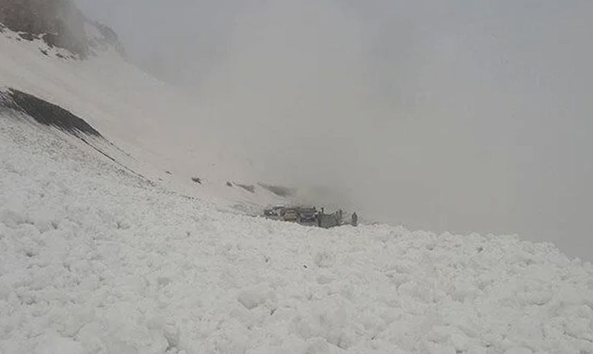 Erzurum’da Çığ Düşmesi Sonrası Kar Altında Kalan 2 Kişinin Cansız Bedenine Ulaşıldı!