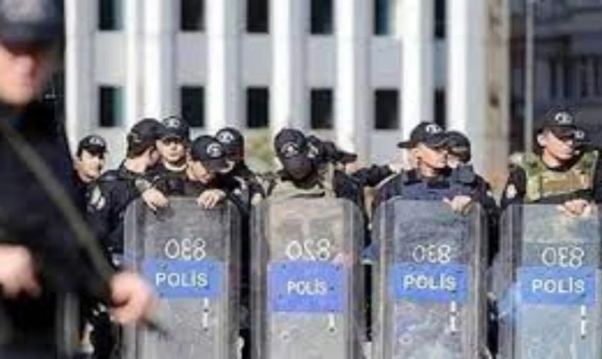 Eş Zamanlı FETÖ Operasyonu: 14 Kişi Gözaltına Alındı