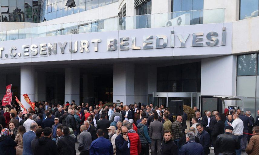 Esenyurt'ta CHP'ye 'çadır' engeli: Meydana girişe izin verilmedi