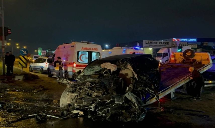 Esenyurt’ta katliam gibi kaza: 2 ölü, 2 yaralı