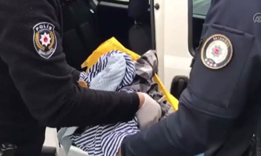 Esenyurt'ta Yeni Doğmuş Bebek Yola Bırakıldı!