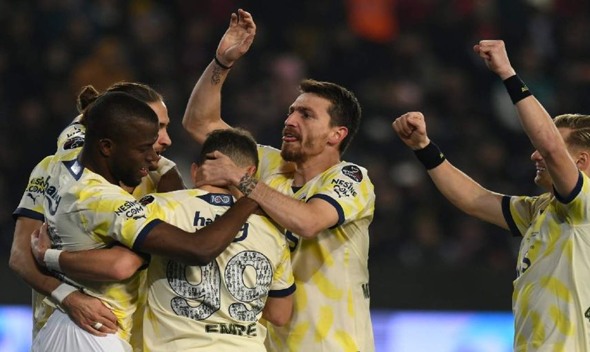 Eski Galatasaraylı’dan Fenerbahçelileri kızdıracak açıklama: Fenerbahçe kazansın diye çok çalıştı