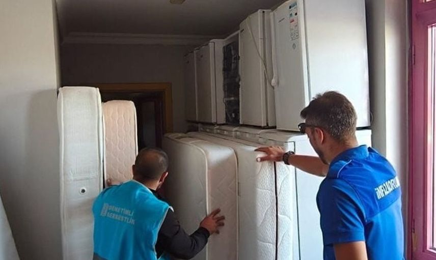 Eskişehir öğretmenevi’nin eşyalarını denetimli serbestlik yükümlüleri taşıyor