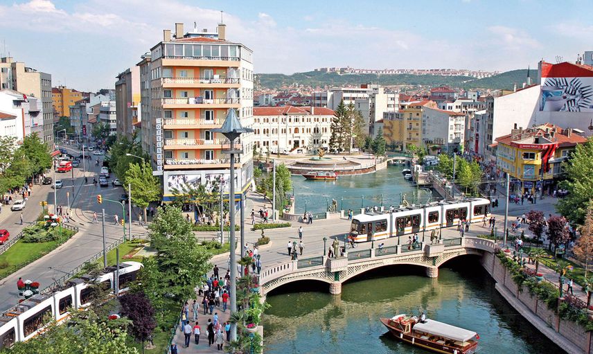 Eskişehir'de Korkutan Patlama: İşçiler Yaralandı!