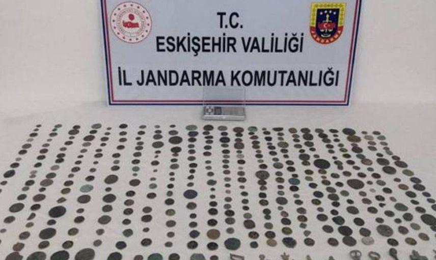 Eskişehir'de Tarihi Eser Kaçakçılarına Operasyon: 4 Gözaltı