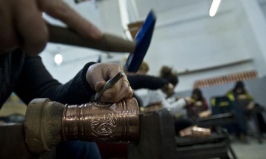 Esnaf ve Sanatkarların Halkbank Kredilerine Yüzde 100'e Varan Faiz İndirimi Yapılacak