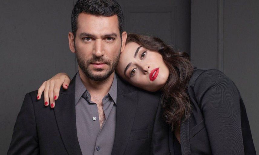 Esra Bilgiç yaz paylaşımıyla sosyal medyada ses getirdi! Esra Bilgiç'in güzelliği görenleri eritti