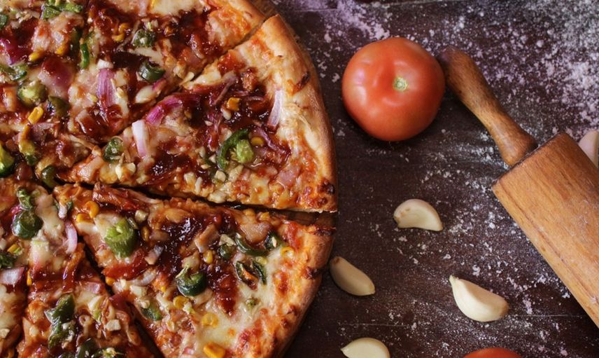 Evde en kolay pizza nasıl yapılır, gerekli malzemeler nelerdir? En güzel ev yapımı pizza tarifi 