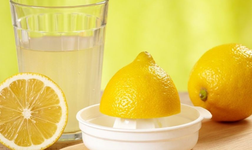Evde Ferahlatıcı Limonata: Taze Limonlarla Yapabileceğiniz Kolay Tarif!