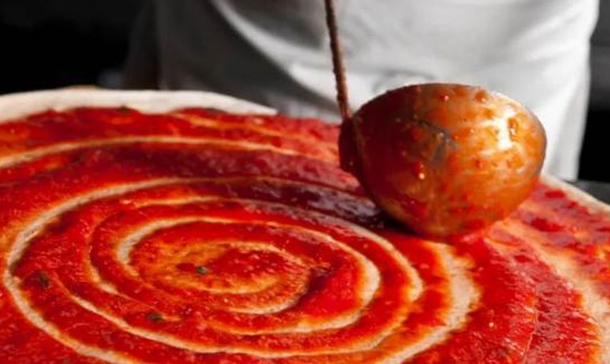 Evde Yapabileceğiniz Pizza Sosu Tarifi