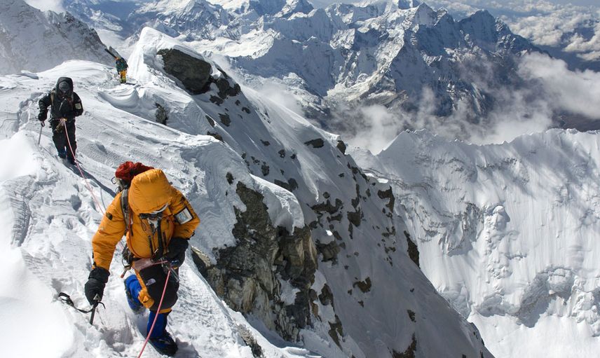 Everest Dağı'nda Kaybolan 3 Fransızın Cansız Bedenleri 5 Bin 900 Metrede Bulundu!
