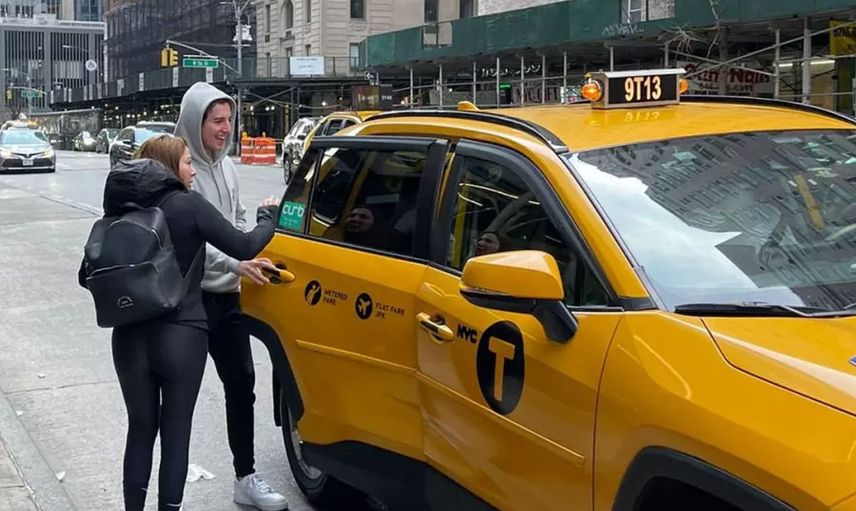 Eylem Tok ve oğlu New York'ta görüntülendi: Keyifleri yerinde!