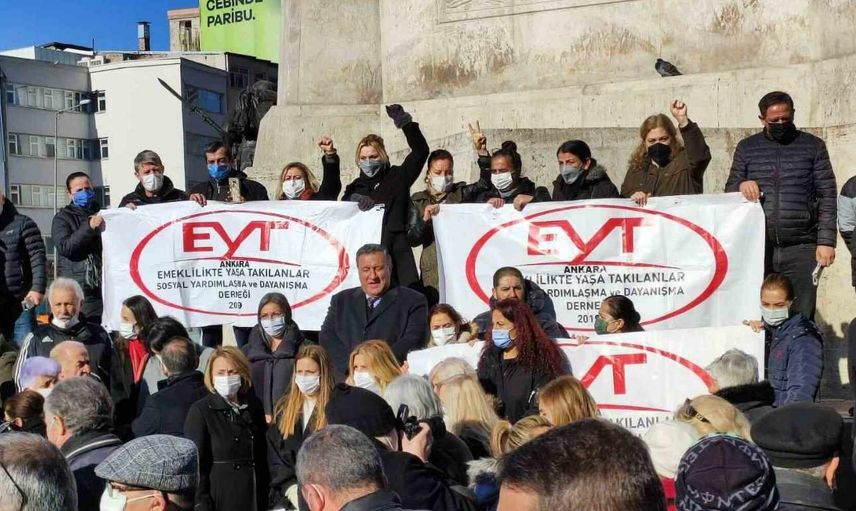 EYT yasası çıktı mı? Emeklilikte yaşa takılanlar için son durumlar neler? Emeklilik hayali olanlar için son gelişmeler!