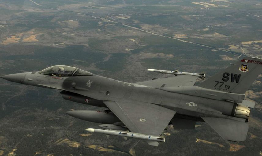 F-16 kararı dengelerini sarstı: ABD’li senatörün skandal Yunanistan bahanesi