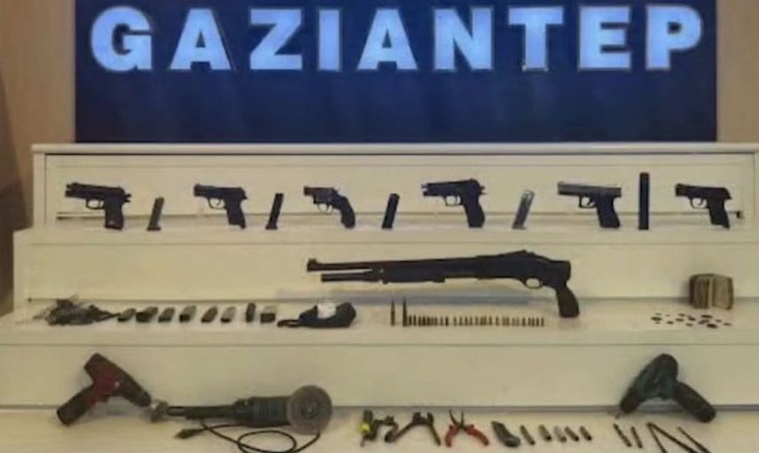 Gaziantep'te tarihi eser ve silah operasyonu: 1 kişi gözaltında