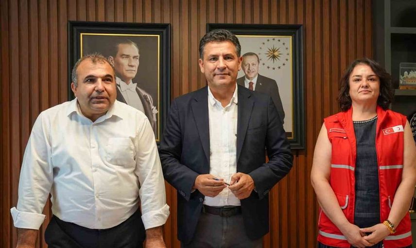 Kozan'da 500 öğrenciye eğitim desteği sağlanıyor