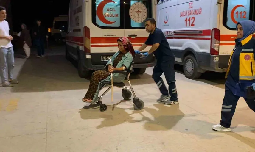 İnegöl'deki çadır kentte kavga: 6 yaralı ve hasar gören çadırlar