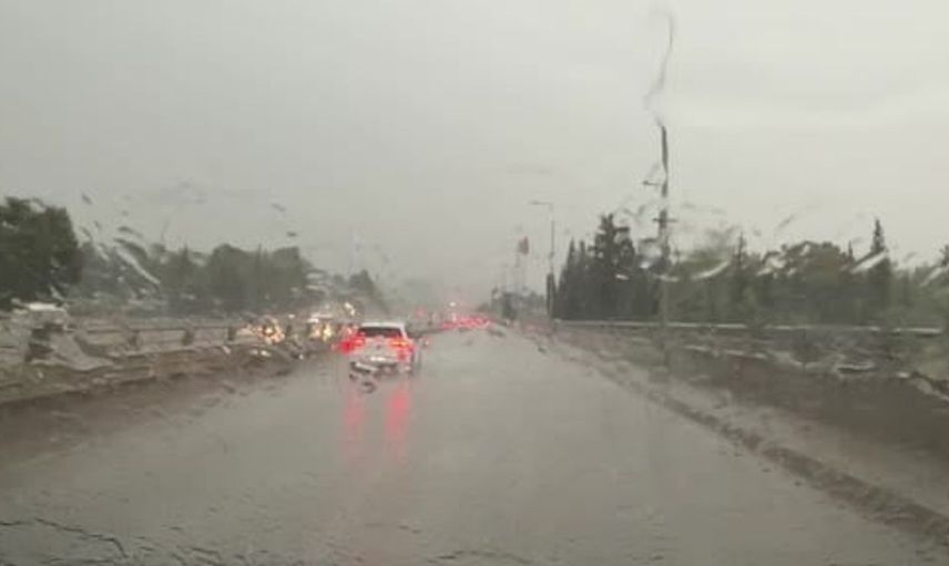 Adıyaman'da ani sağanak yağış, yaşamı olumsuz etkiledi