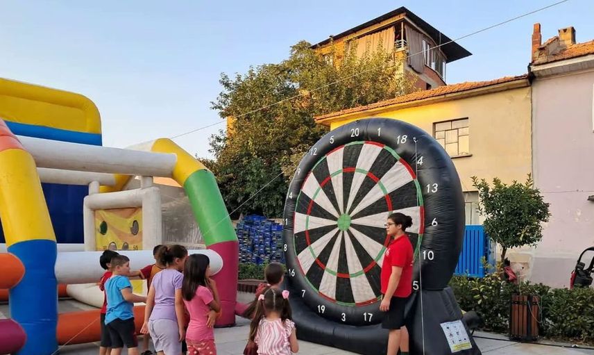 Sarıgöl'de çocuklar eğlence dolu bir gün yaşadı