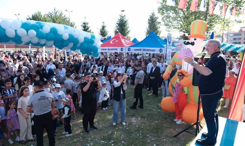 Çorum'da çocuk şenliği ve geleneksel sünnet şöleni coşkuyla kutlandı