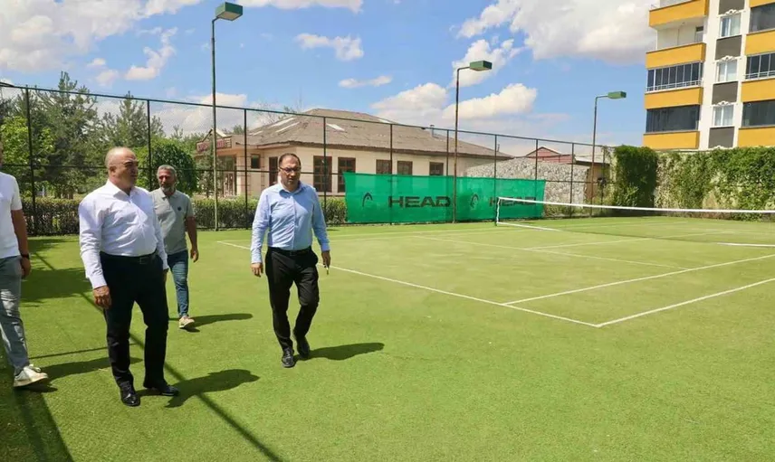 Ağrı’da tenis heyecanı: 180 sporcu Ağrı Dağı Cup için bir araya geliyor