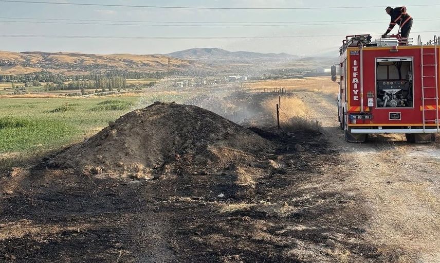 Çankırı'da örtü yangını kontrol altına alındı