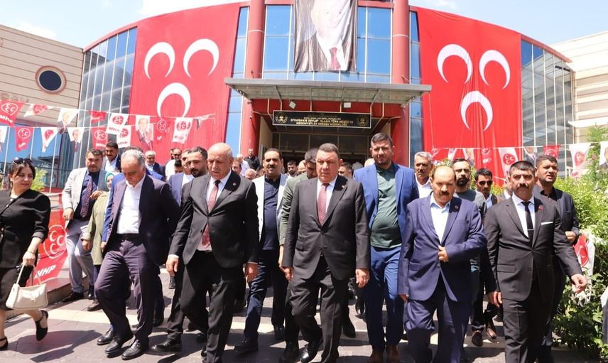 MHP Diyarbakır Kayapınar kongresinde Baver Bulut yeniden başkan seçildi