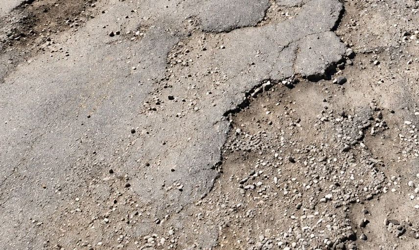 Bilecik'te yolların durumu köstebek yuvasını andırıyor