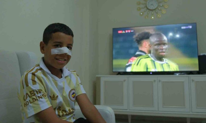 Narkozun etkisinde Fenerbahçe derbisini anlatan Abdullah’ın sevimli anları