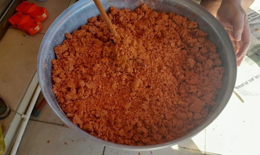 Sinop'ta kadınların tarhana hazırlığı sürüyor