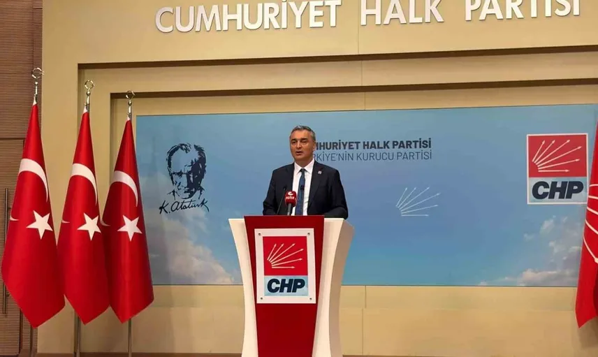 CHP sözcüsü sarı'dan mansur yavaş açıklaması: partinin kurumsal kimliğinde kalacak