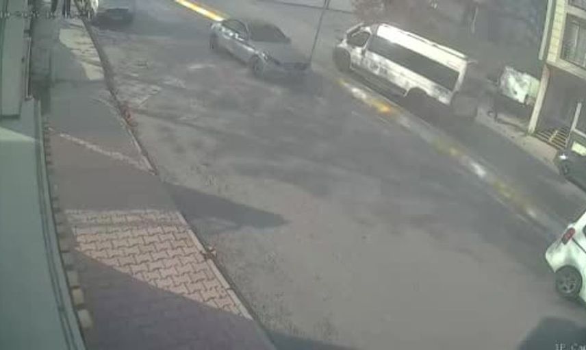 Esenyurt'taki tehlikeli cadde sürücülerin kabusu haline geldi