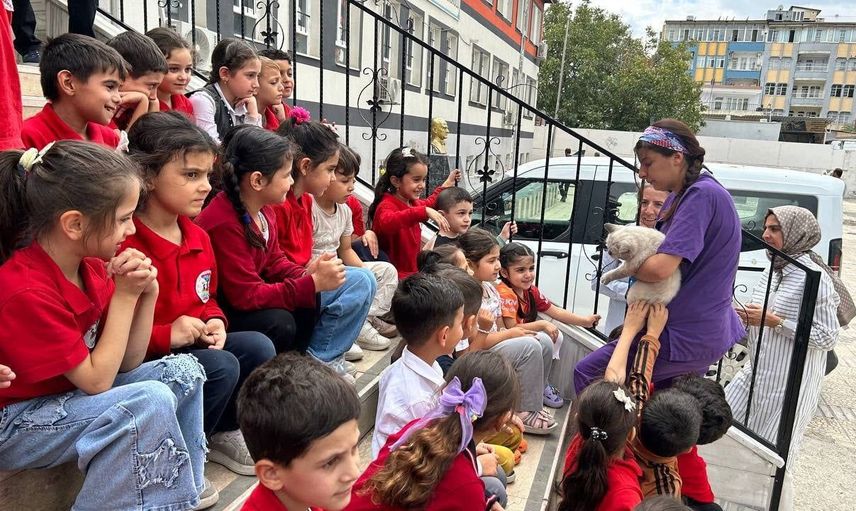 Adıyaman'da çocuklara hayvan sevgisi etkinliği düzenlendi