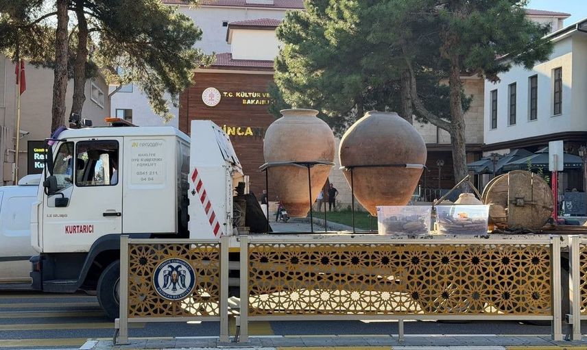 Erzincan'daki tarihi eserler depreme dayanıklı olmayan binadan taşınıyor