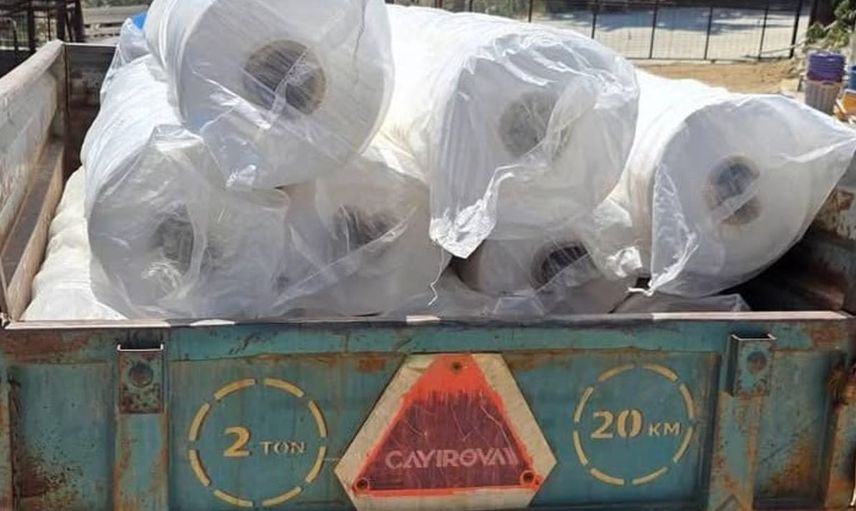 Kavurucu sıcaklar örtü satışlarını artırdı