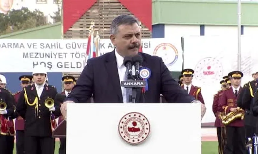 İçişleri Bakanı Çiftçi, 5 bin 915 gencin mezuniyetini kutladı