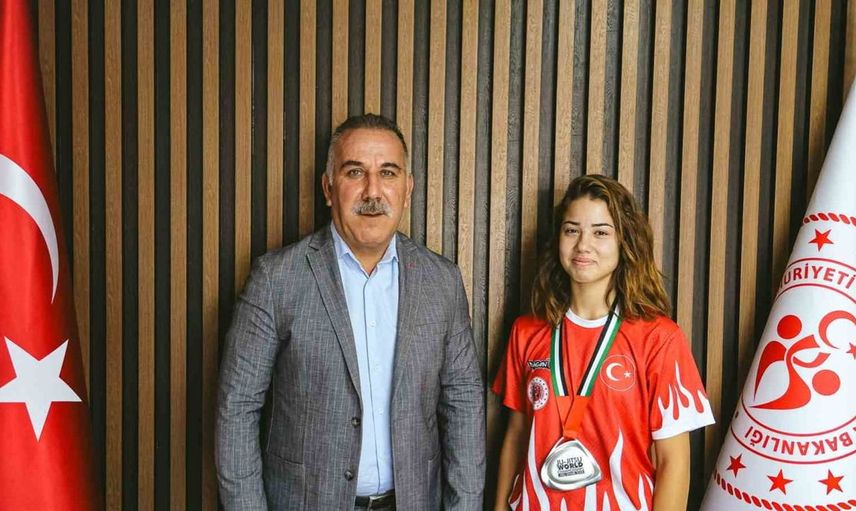 Aydınlı sporcu jujitsuda dünya ikincisi olarak dikkat çekti