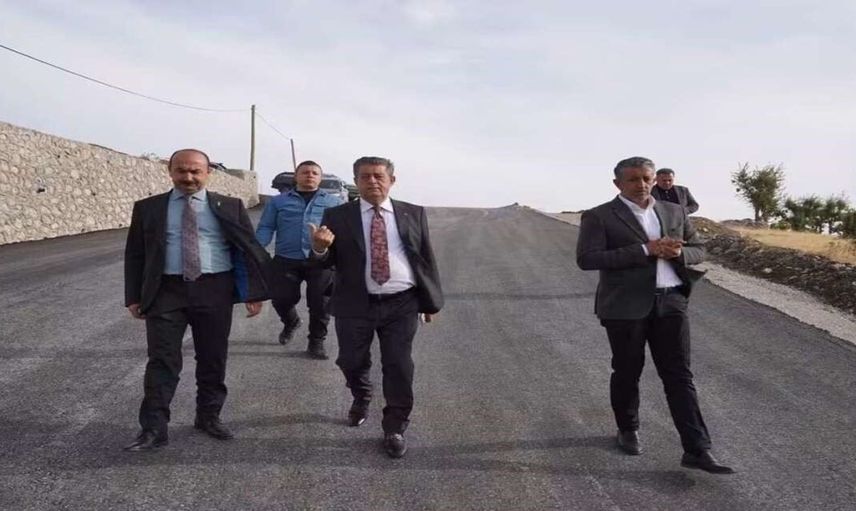 Şırnak’ta yeni ulaşım hattı açıldı: Tümen afet konutları-vana yolu asfalt çalışmaları tamamlandı