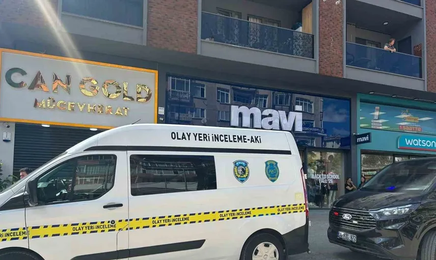 Maltepe'de kuyumcu sahibi dükkanında hayatını kaybetti