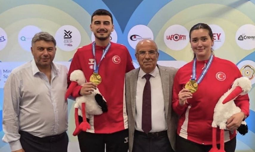 U23 Avrupa şampiyonasında havalı tabanca karışık takımından altın madalya