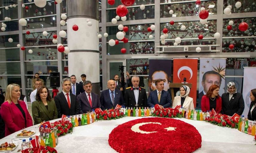 Erzincan'da Cumhuriyet Bayramı coşkuyla kutlandı