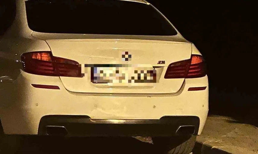 Muğla'da yunus polisleri şüpheli aracı durdurdu: Ruhsatsız silahlar ele geçirildi